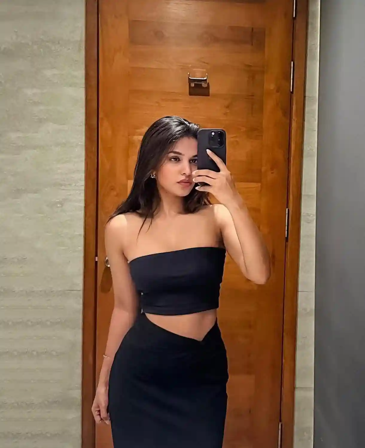 Saloni